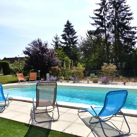 Prázdninový dům Avec Piscine Partagee Au Coeur D'un Village - Fr-1-489-273