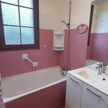 Avec Piscine Partagee Au Coeur D'un Village - Fr-1-489-273 Country house Target