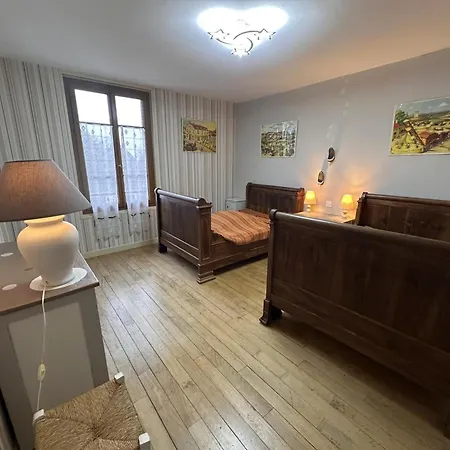 Avec Piscine, 2 Chambres, Proche Randonnees Et Loisirs A - Fr-1-489-273