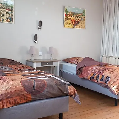 Avec Piscine Partagee Au Coeur D'un Village - Fr-1-489-273 Target