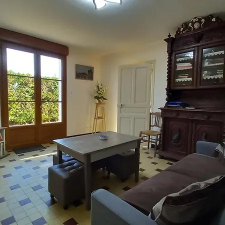 Avec Piscine, 2 Chambres, Proche Randonnees Et Loisirs A - Fr-1-489-273 *