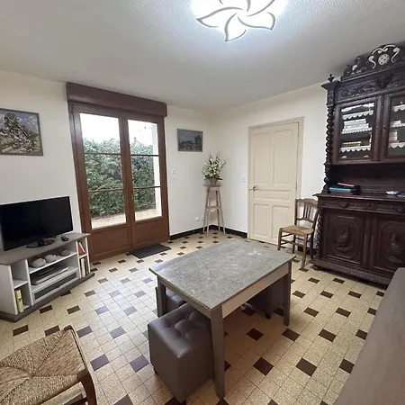 Prázdninový dům Avec Piscine Partagee Au Coeur D'un Village - Fr-1-489-273